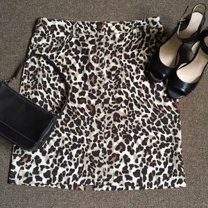💖 5/$30 Jones New York Sport Animal Print  Skirt